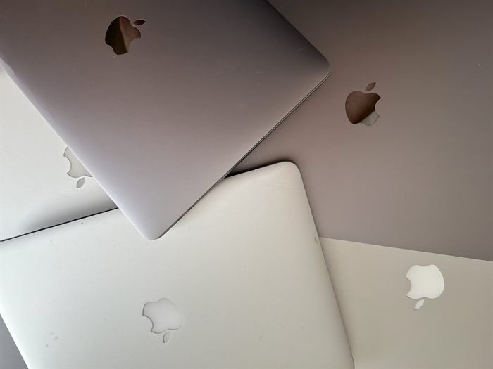 Plusieurs MacBook en attente de réparation