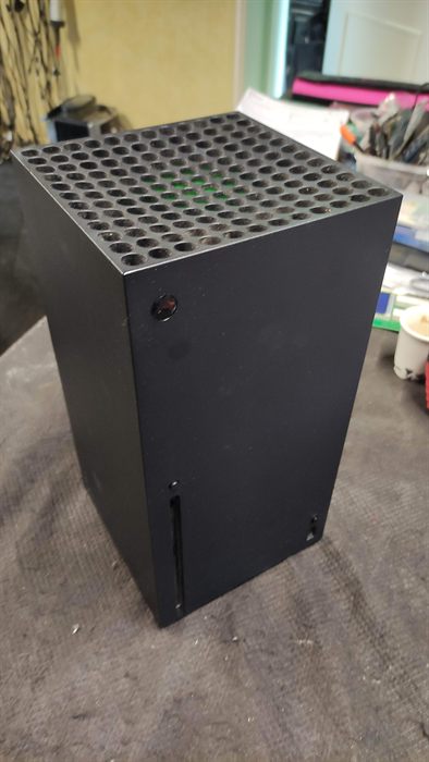 Xbox Series X en réparation à l'atelier