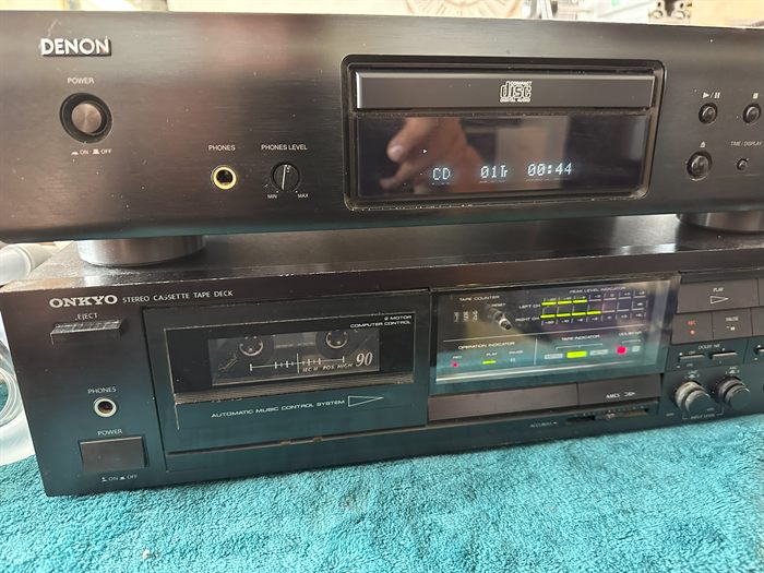 Lecteur CD Denon et platine cassette Onkyo réparés